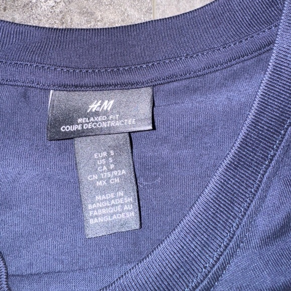 H&M Navy Blue Regular Fit Short Sleeve Shirt Size Small - Picture 3 of 4